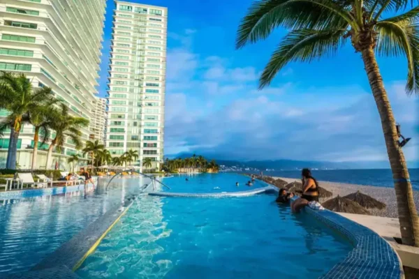 Peninsula Puerto Vallarta 19C-T2