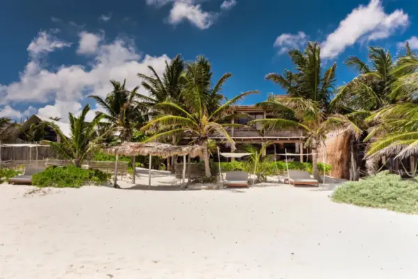 Aldea Villa 4 bedr Tulum Beachfront